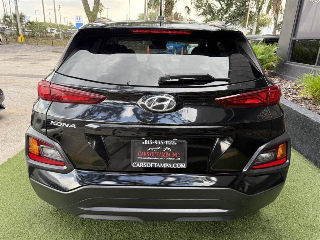 Used 2021 Hyundai Kona SEL FWD image 5