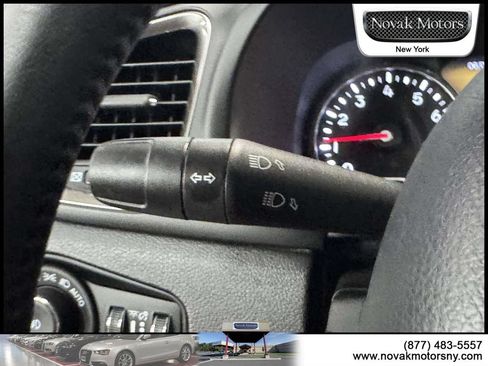 Used 2023 Jeep Renegade Limited AWD/4WD image 18