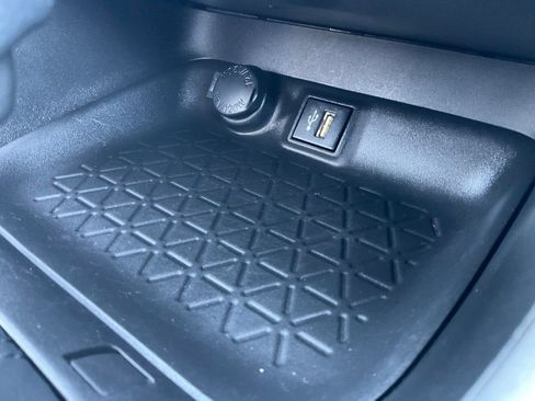 Used 2023 Toyota RAV4 XLE image 42