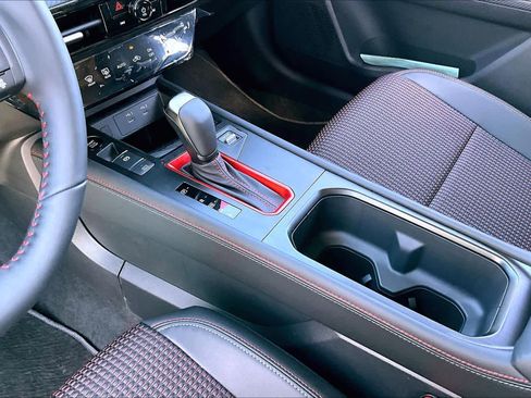 New 2026 Nissan Kicks SR image 7