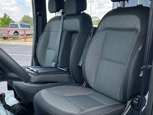 New 2026 RAM ProMaster 2500 w/ Convenience Group FWD image 20