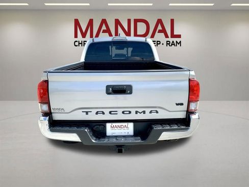 Used 2023 Toyota Tacoma SR5 RWD image 7