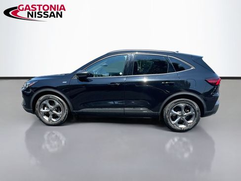 Used 2025 Ford Escape ST-Line FWD image 5