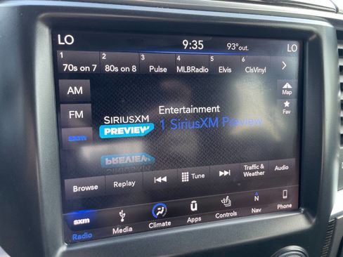 Used 2018 RAM 3500 Laramie Longhorn image 35