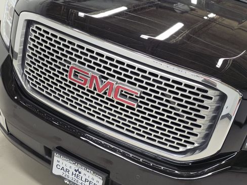 Used 2016 GMC Yukon XL Denali w/ Open Road Package AWD/4WD image 52