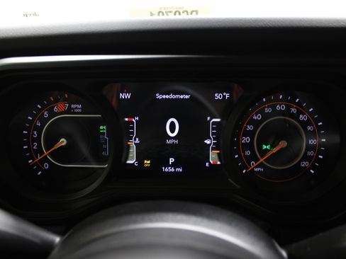 Used 2024 Jeep Wrangler Unlimited Rubicon 392 image 12