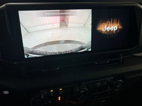 New 2026 Jeep Wrangler Unlimited Rubicon image 14