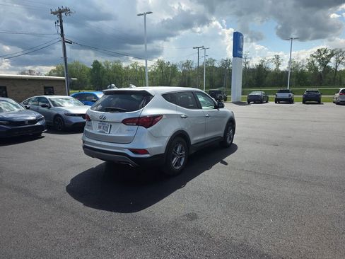 Used 2017 Hyundai Santa Fe Sport w/ Cargo Package FWD image 3