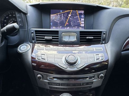 Used 2013 INFINITI M37 w/ Premium Pkg image 23