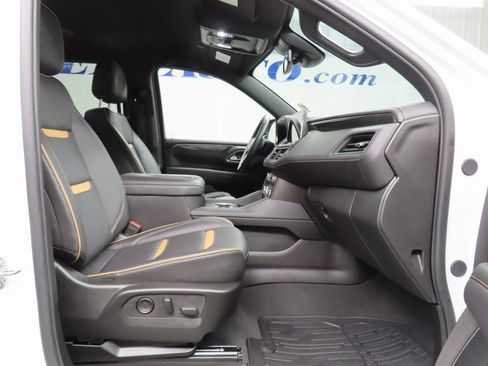 Used 2024 GMC Yukon AT4 image 32