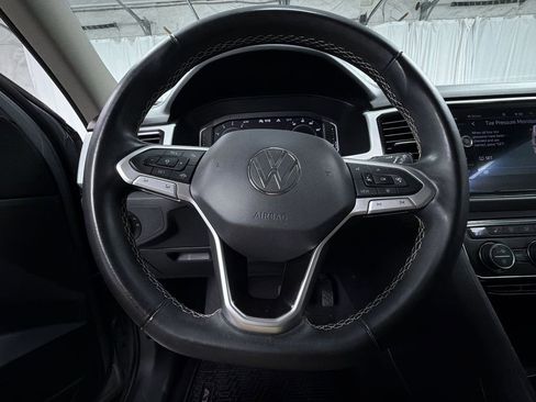 Used 2022 Volkswagen Atlas SE w/ Panoramic Sunroof Package AWD/4WD image 12