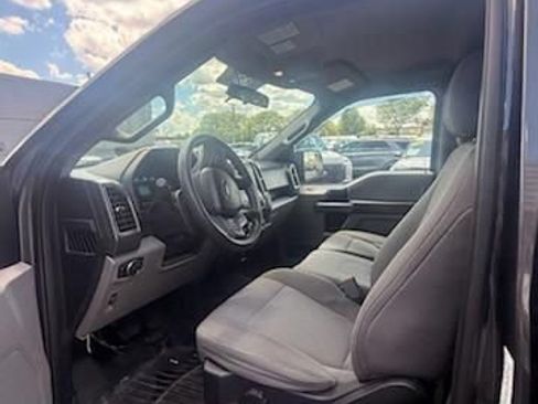 Used 2017 Ford F150 XLT AWD/4WD image 6