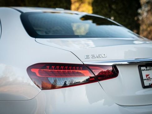 Used 2021 Mercedes-Benz E 350 Sedan w/ Premium Package image 14