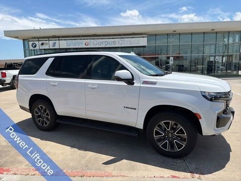 Used 2021 Chevrolet Tahoe Z71 w/ Luxury Package AWD/4WD image 15