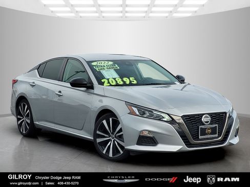 Used 2022 Nissan Altima 2.5 SR image 1
