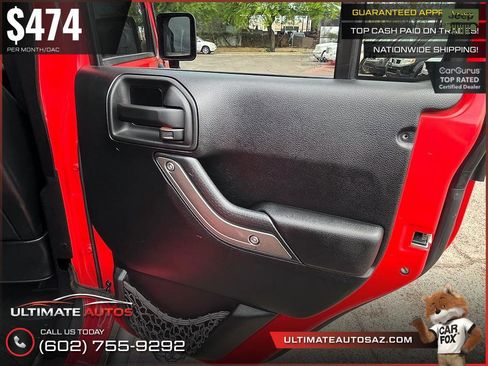 Used 2013 Jeep Wrangler Unlimited Sahara AWD/4WD image 16