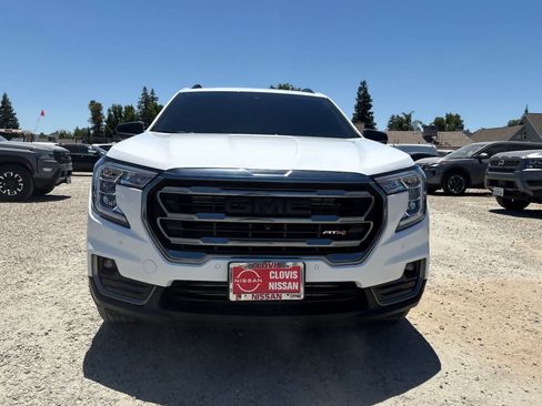 Used 2024 GMC Terrain AT4 w/ Tech Package AWD/4WD image 11