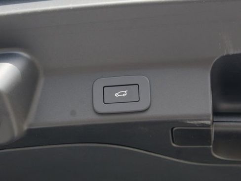 New 2026 Jaguar F-PACE R-Dynamic S image 13