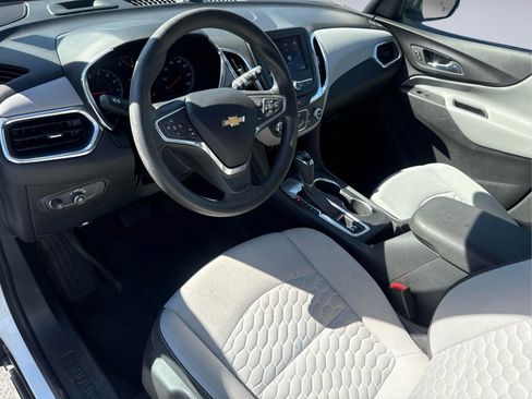 Used 2020 Chevrolet Equinox LS FWD image 13