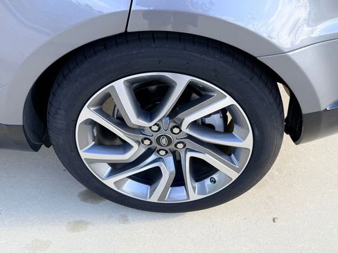 Used 2021 Land Rover Range Rover Sport HSE Silver Edition image 9