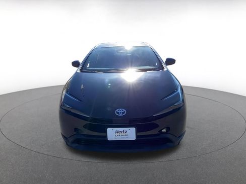 Used 2025 Toyota Prius LE image 4