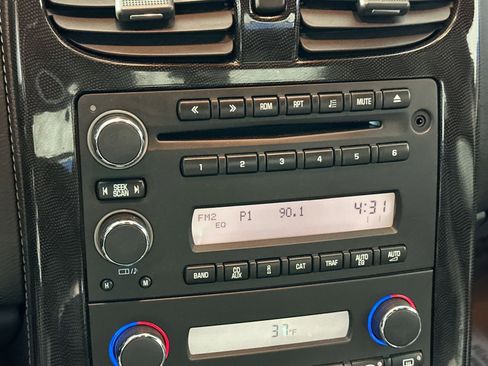 Used 2011 Chevrolet Corvette Coupe w/ Roof Package image 23