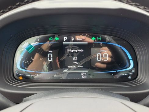 New 2025 Hyundai Venue SEL image 23