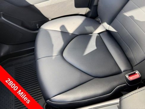Used 2025 Toyota Highlander XLE AWD/4WD image 27