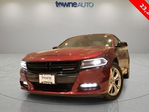 Used 2023 Dodge Charger SXT image 2