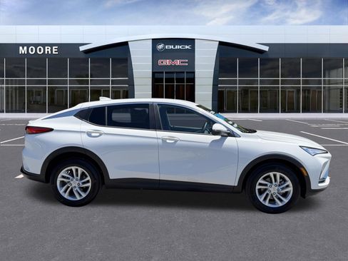 New 2026 Buick Envista Preferred w/ Convenience II Package FWD image 4