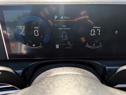 Used 2025 Hyundai Tucson SEL FWD image 17