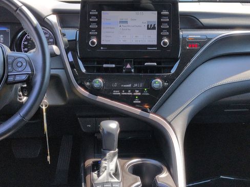 Used 2023 Toyota Camry SE FWD image 28