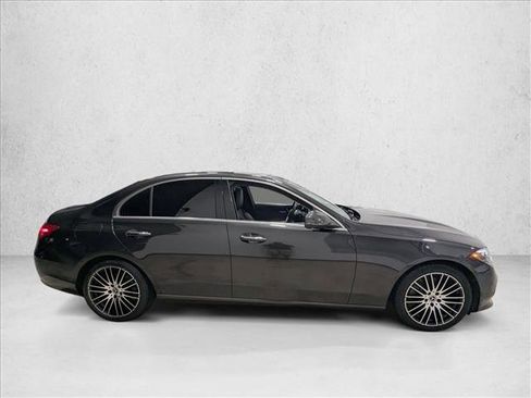 Used 2022 Mercedes-Benz C 300 Sedan image 4