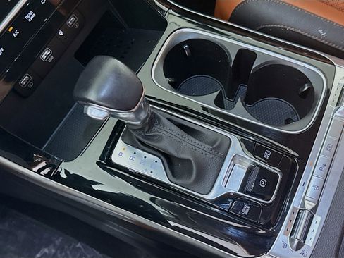 Used 2023 Kia Carnival SX Prestige image 20