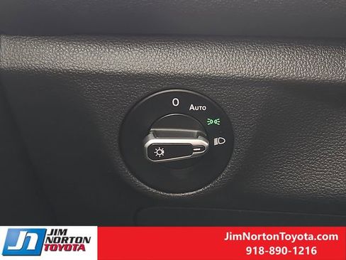 Used 2025 Volkswagen Jetta S FWD image 22