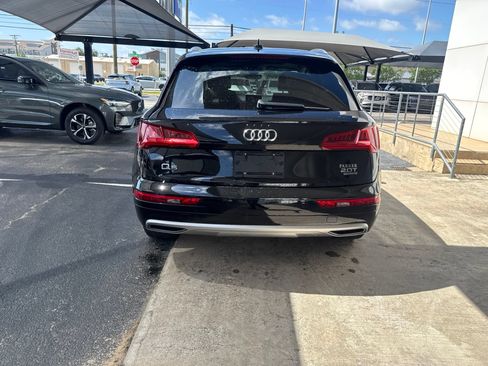 Used 2018 Audi Q5 2.0T Premium AWD/4WD image 6