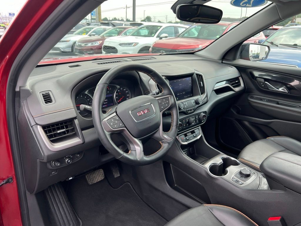 Used 2023 GMC Terrain AT4 AWD/4WD image 9