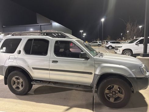 Used 2002 Nissan Xterra SE image 3