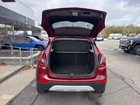 Used 2022 Buick Encore Preferred w/ Safety Package image 26