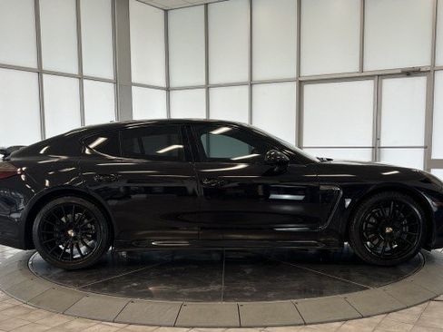 Used 2013 Porsche Panamera 4 image 8
