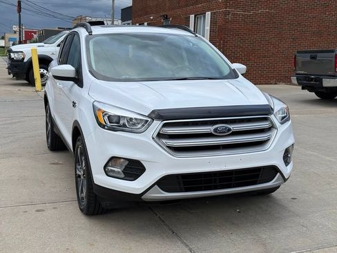 Used 2018 Ford Escape SEL AWD/4WD image 3