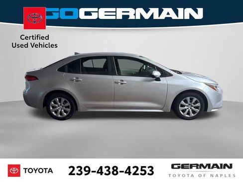 Used 2021 Toyota Corolla LE image 8