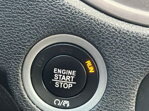 Certified 2023 Dodge Charger GT image 40