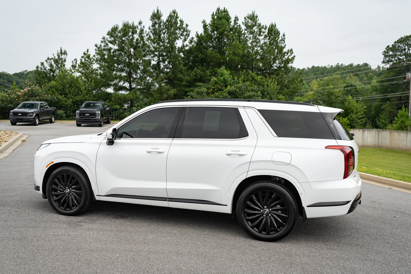 Used 2025 Hyundai Palisade Calligraphy AWD/4WD image 7