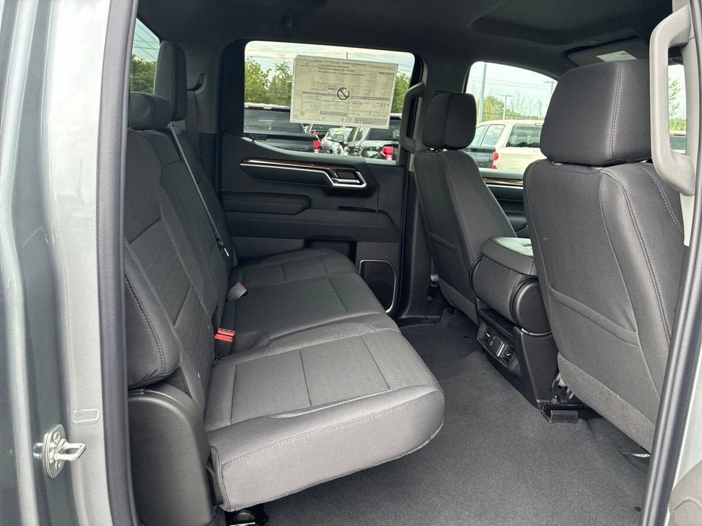 New 2026 Chevrolet Silverado 1500 RST w/ RST Select Package AWD/4WD image 34