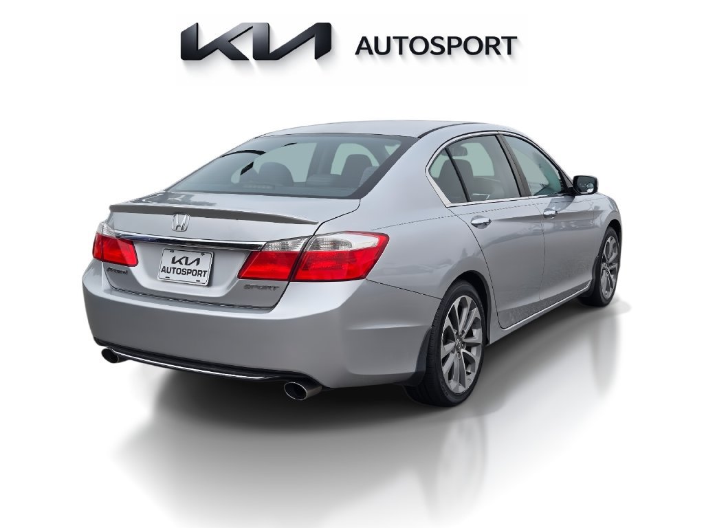 Used 2013 Honda Accord Sport image 8