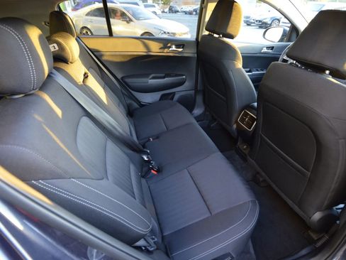 Used 2020 Kia Sportage LX image 25