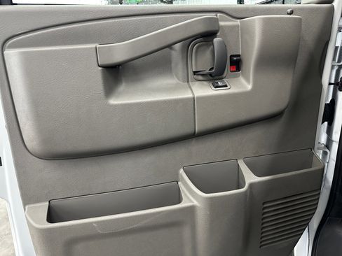 New 2025 GMC Savana 3500 Extended w/ Driver Convenience Package image 16