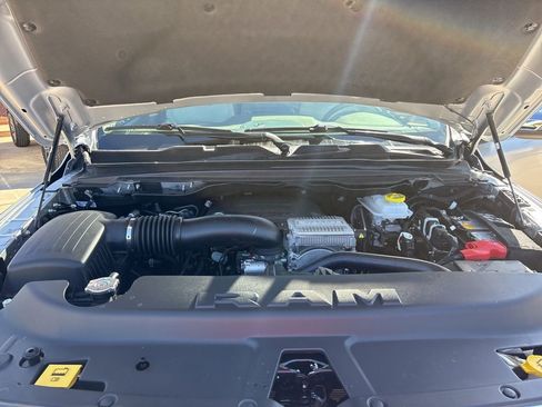 New 2026 RAM 1500 Laramie AWD/4WD image 46
