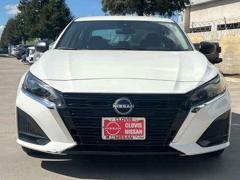 Used 2024 Nissan Altima 2.5 S image 11